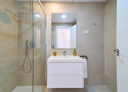 Key Ready - Last Unit - Fully furnished ground Floor in the New Golden Mile - UFH + South Orientation