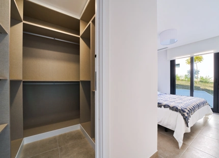 Key Ready new development of luxury apartments in a prime location next to Puerto Banús - Fully Furnished