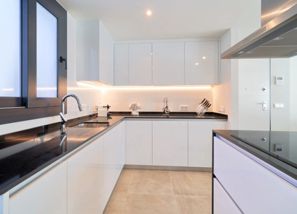 Key Ready new development of luxury apartments in a prime location next to Puerto Banús - Fully Furnished
