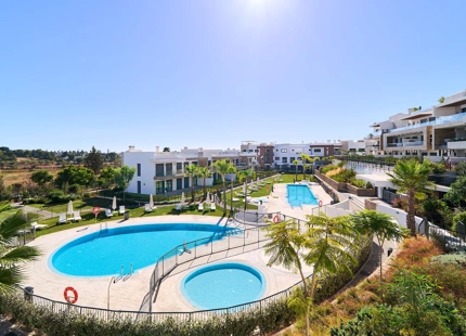 Key Ready new development of luxury apartments in a prime location next to Puerto Banús - Fully Furnished