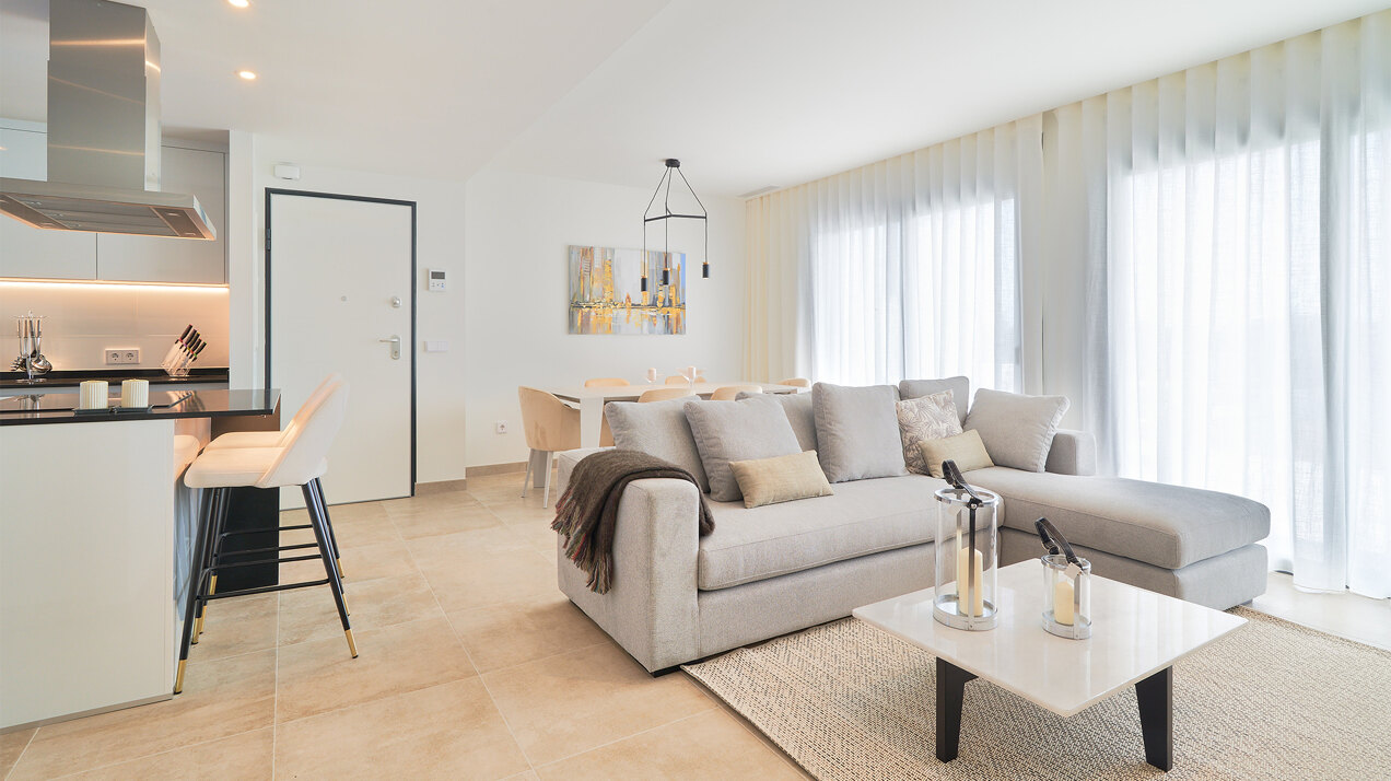 New development of luxury apartments in a prime location next to Puerto Banús