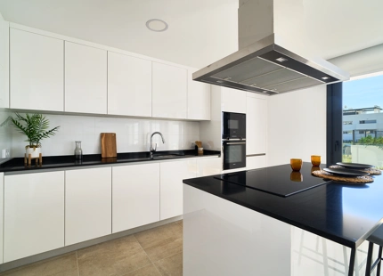 Key Ready new development of luxury apartments in a prime location next to Puerto Banús - Fully Furnished