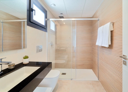 Key Ready new development of luxury apartments in a prime location next to Puerto Banús - Fully Furnished