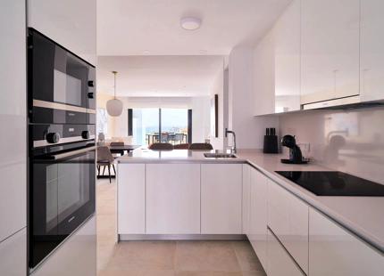 Spectacular New Development in Higuerón Beachside
