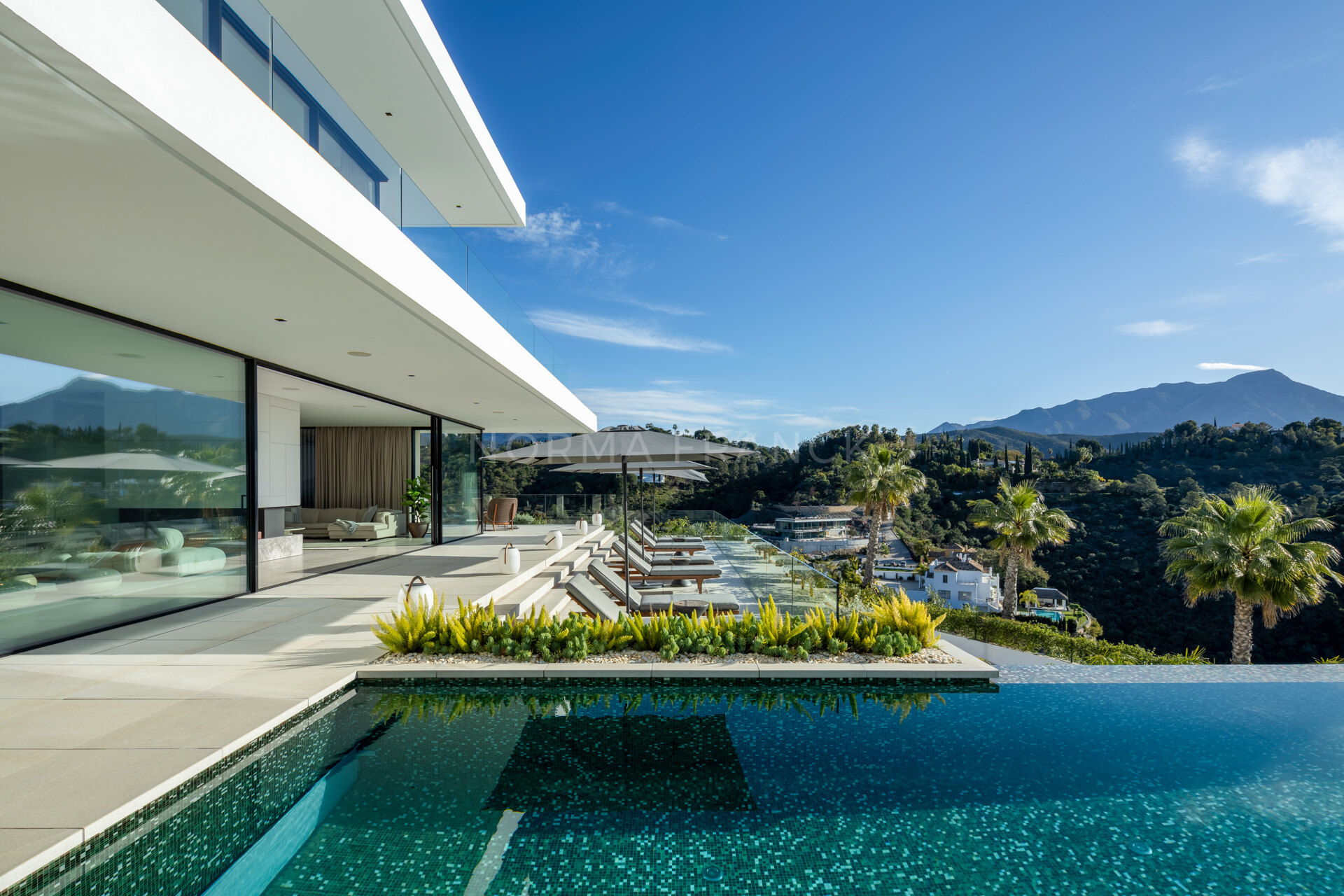 Villa Sienna - Modern Luxury villa in El Madroñal