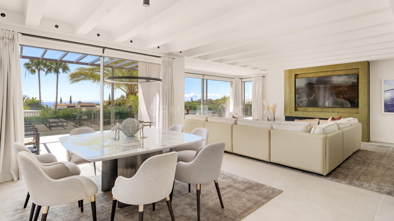 African View - Set in Nagüeles, moments from Marbella’s Golden Mile, this villa offers open views to the Mediterranean