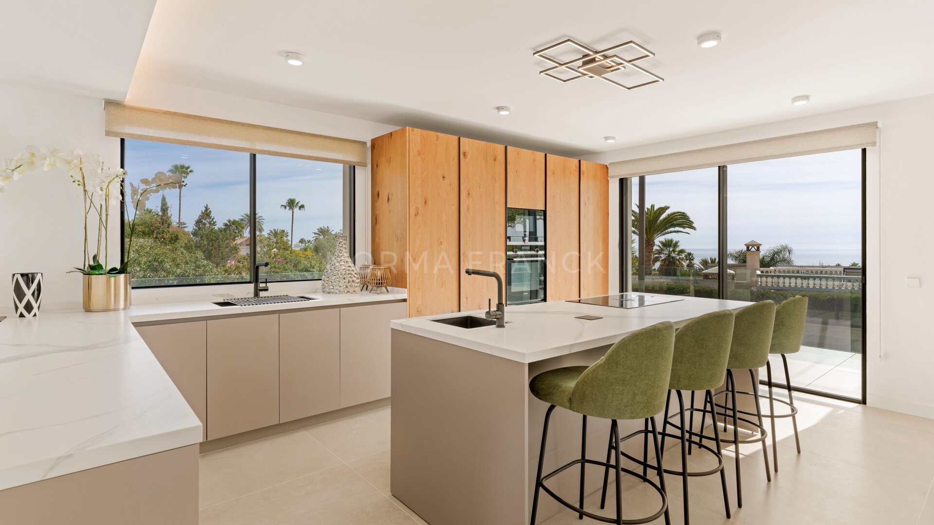 African View - Set in Nagüeles, moments from Marbella’s Golden Mile, this villa offers open views to the Mediterranean
