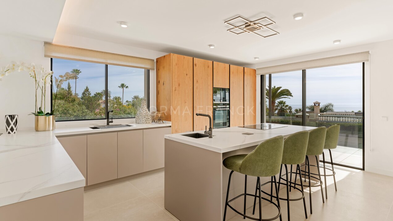 African View - Set in Nagüeles, moments from Marbella’s Golden Mile, this villa offers open views to the Mediterranean