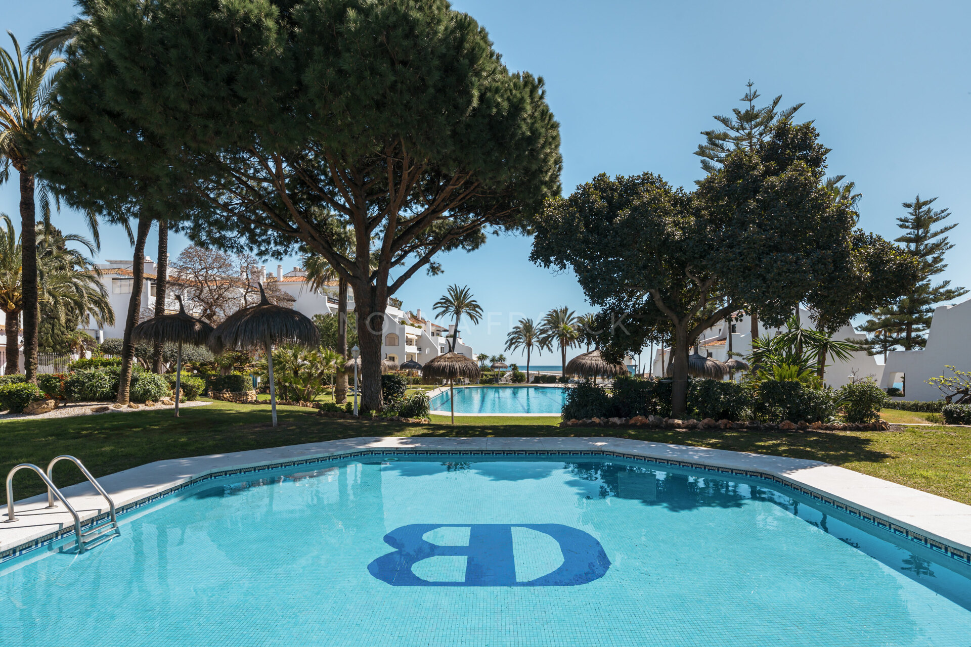 Casa Coral - Beautiful Frontline beach apartment