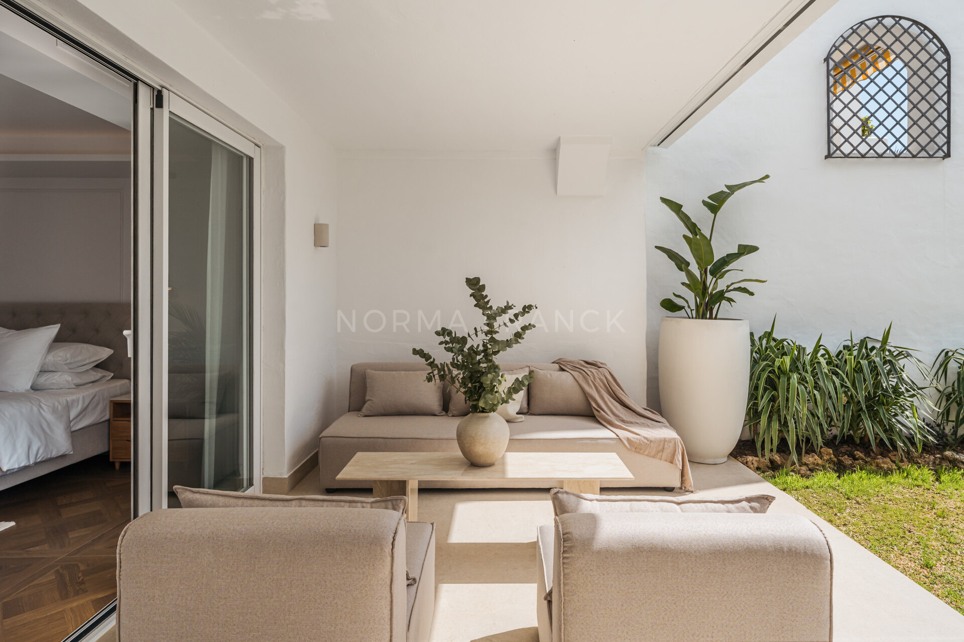 Casa Coral - Beautiful Frontline beach apartment