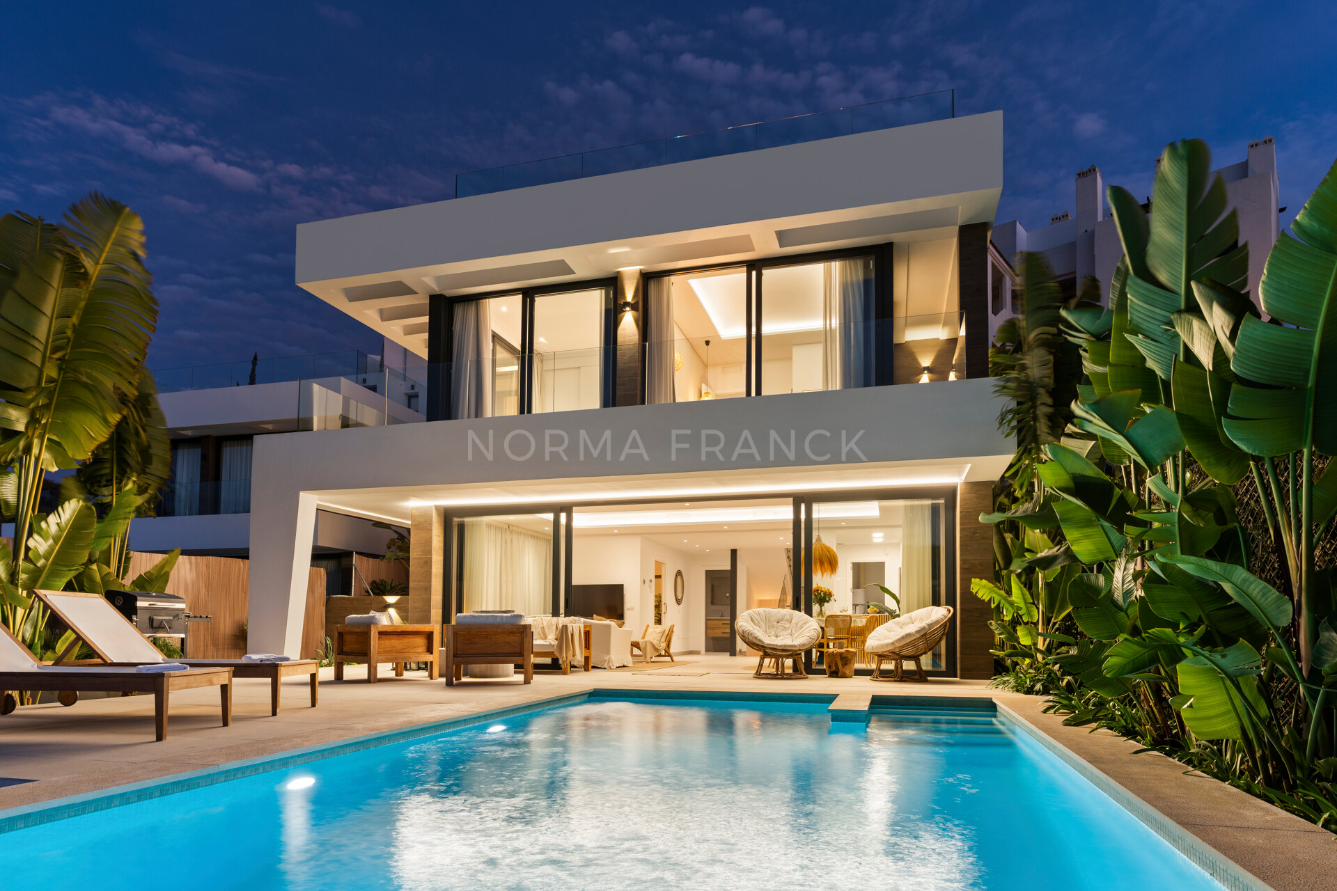 La Resina Golf 4 - 6 bedroom contemporary villa with open views
