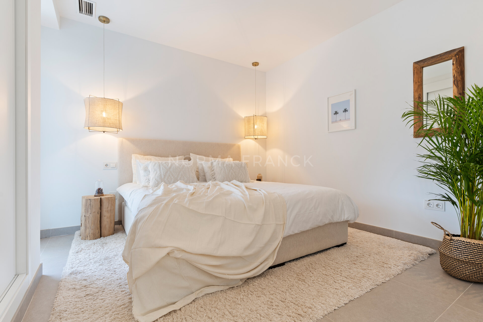 La Resina Golf 4 - 6 bedroom contemporary villa with open views