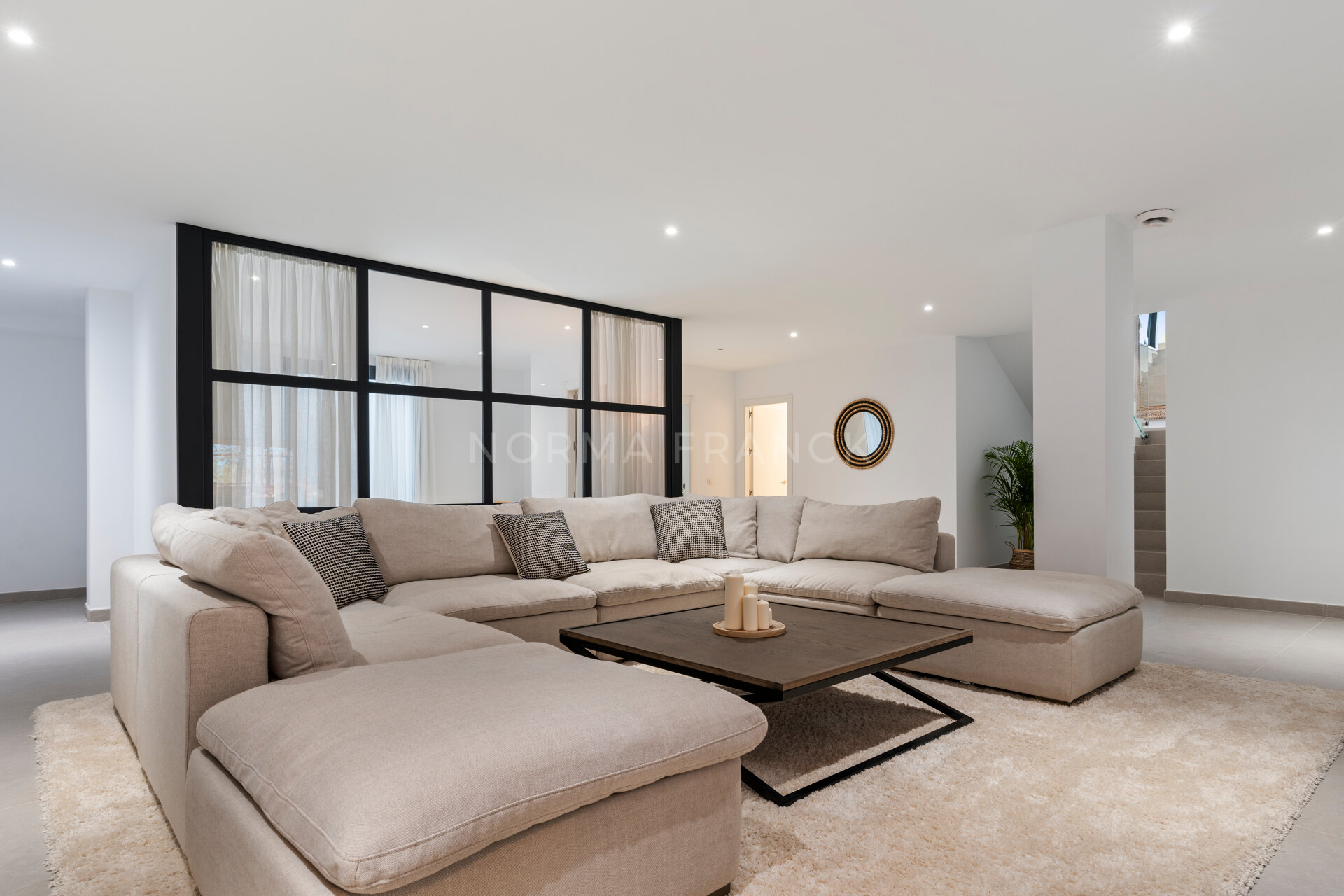 La Resina Golf 4 - 6 bedroom contemporary villa with open views