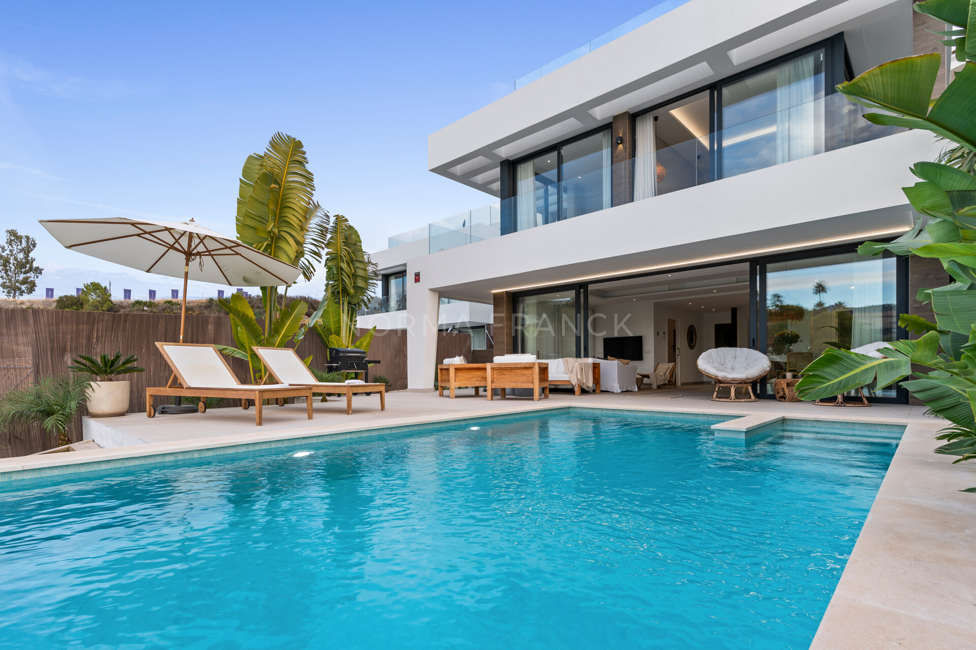 La Resina Golf 4 - 6 bedroom contemporary villa with open views