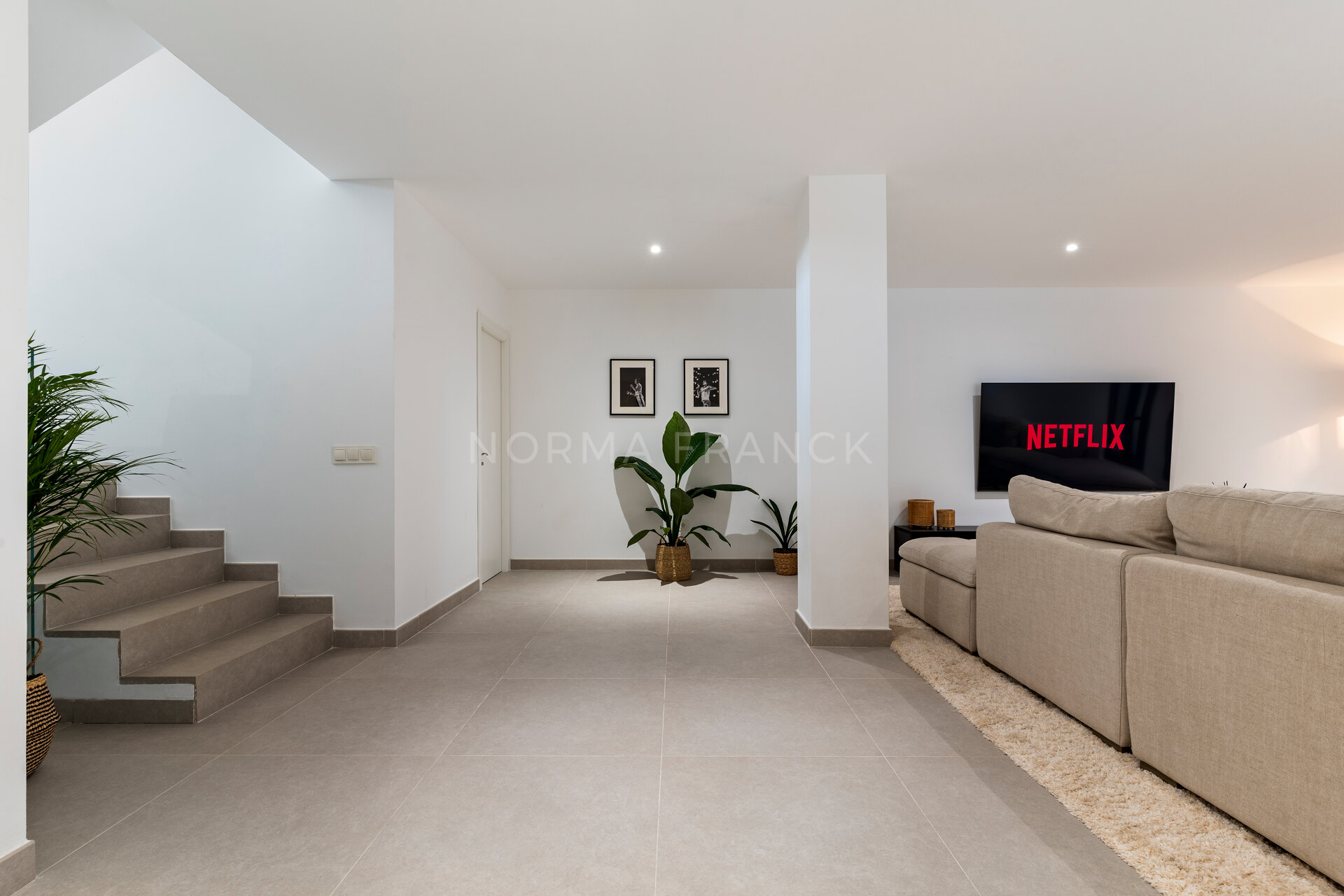 La Resina Golf 4 - 6 bedroom contemporary villa with open views