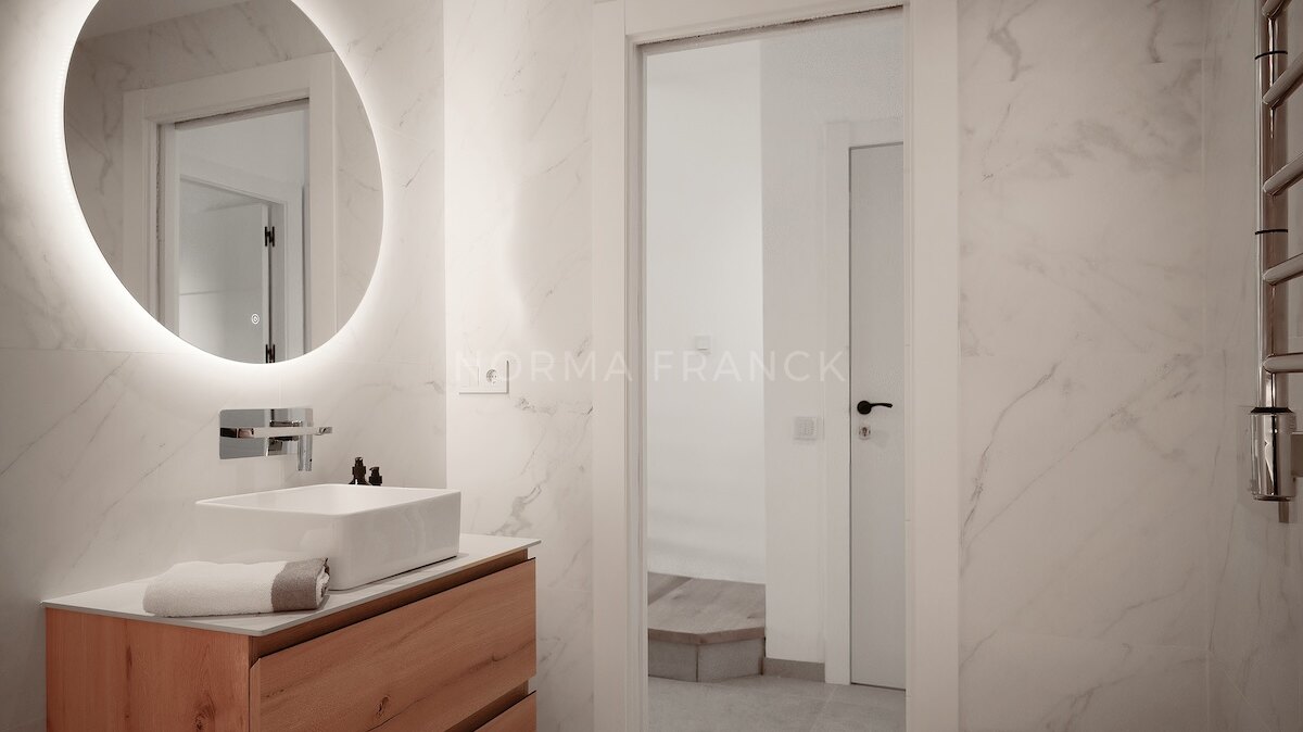 Algarrobos 53 - A fully renovated townhouse in Nueva Andalucía.