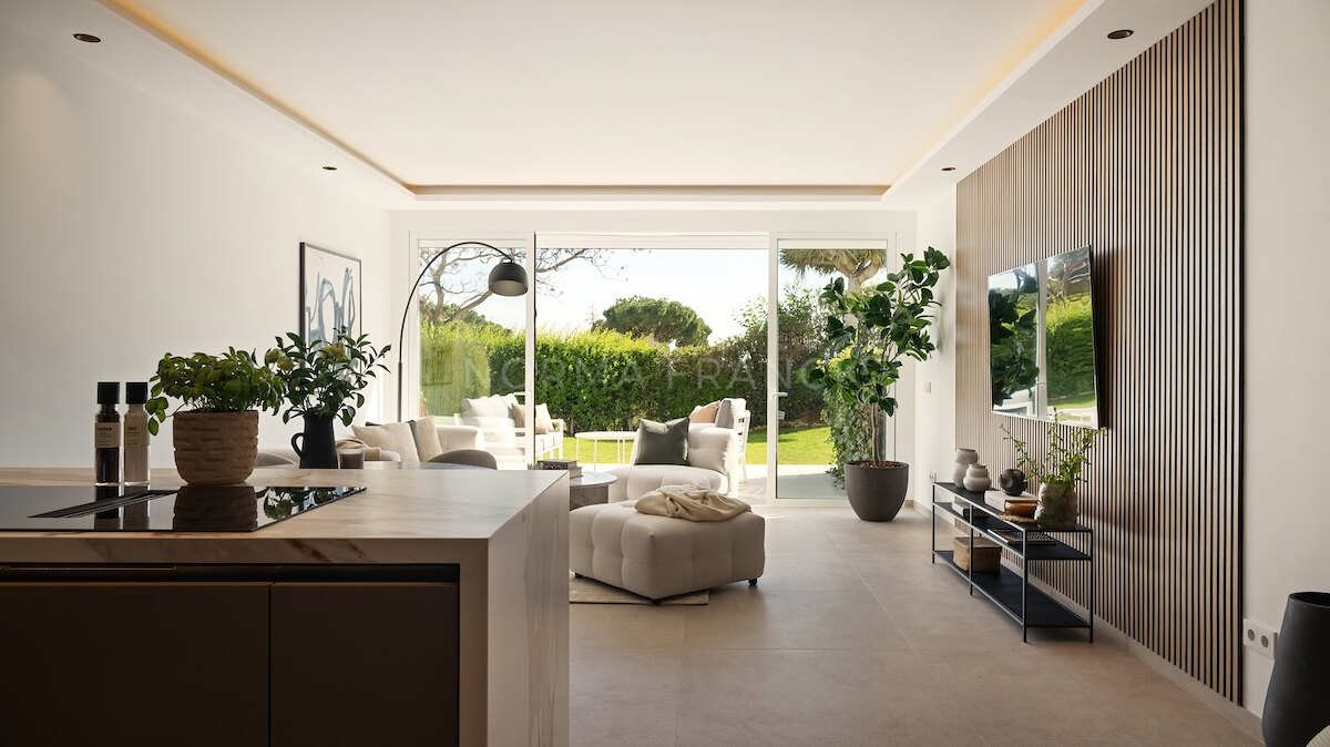 Algarrobos 53 - A fully renovated townhouse in Nueva Andalucía.