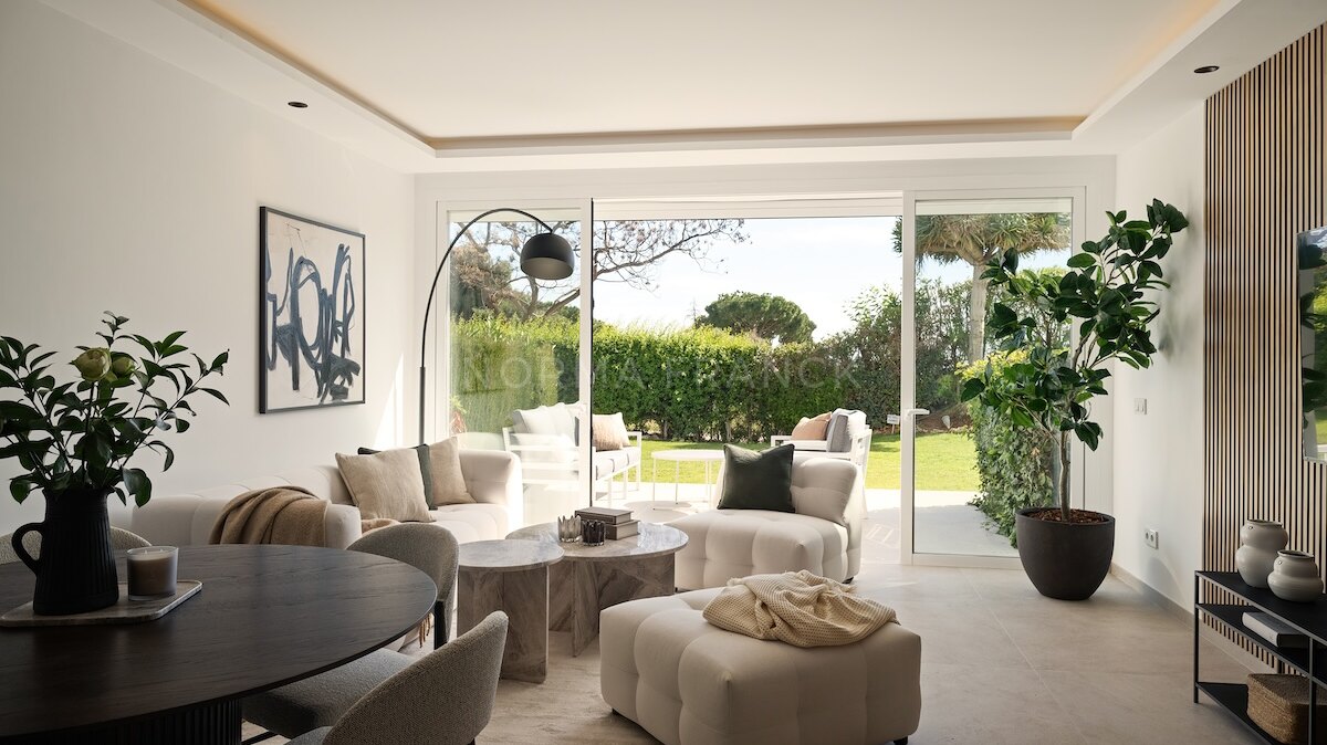 Algarrobos 53 - A fully renovated townhouse in Nueva Andalucía.