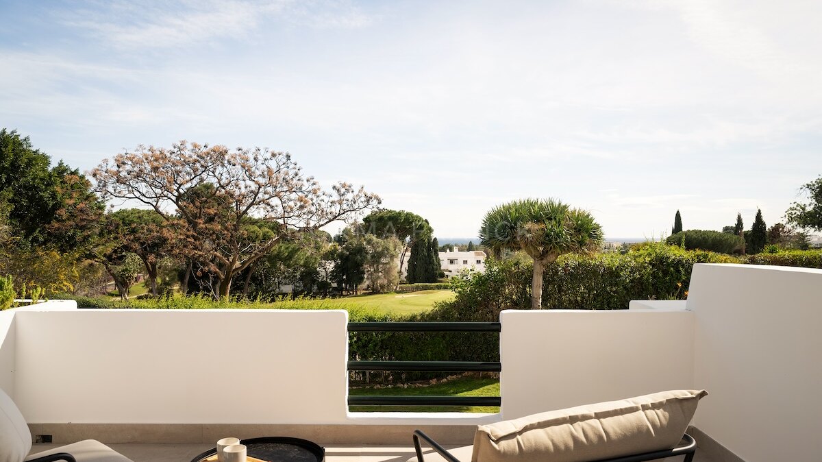 Algarrobos 53 - A fully renovated townhouse in Nueva Andalucía.