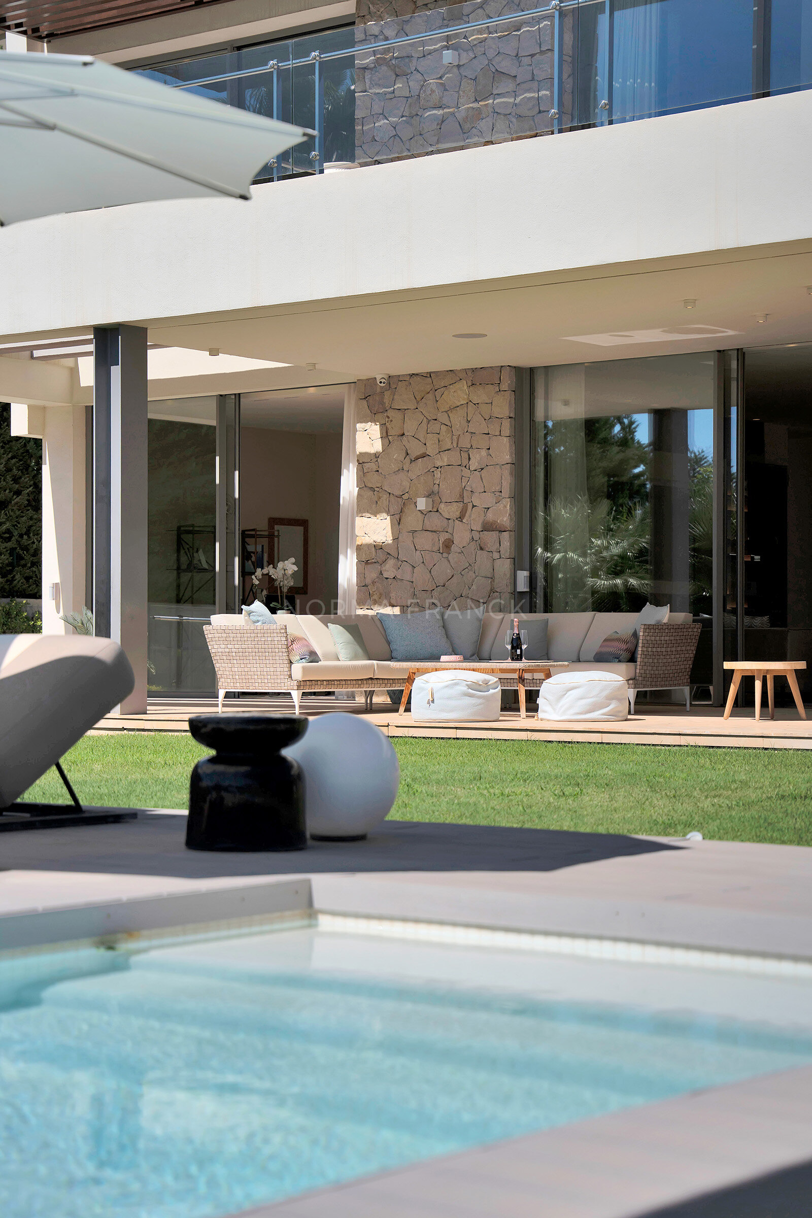 Contemporary villa in atalaya Golf