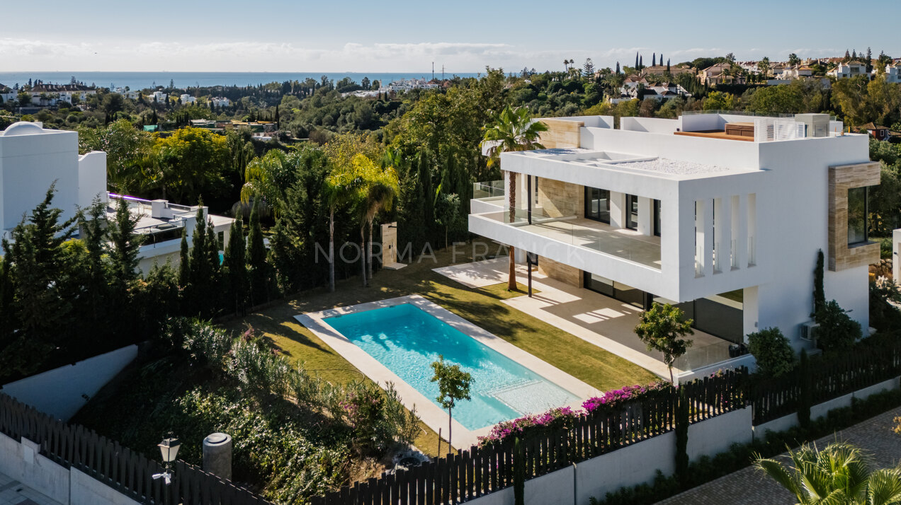 Villa Atria 4 - Contemporary villa in the Golden Mile