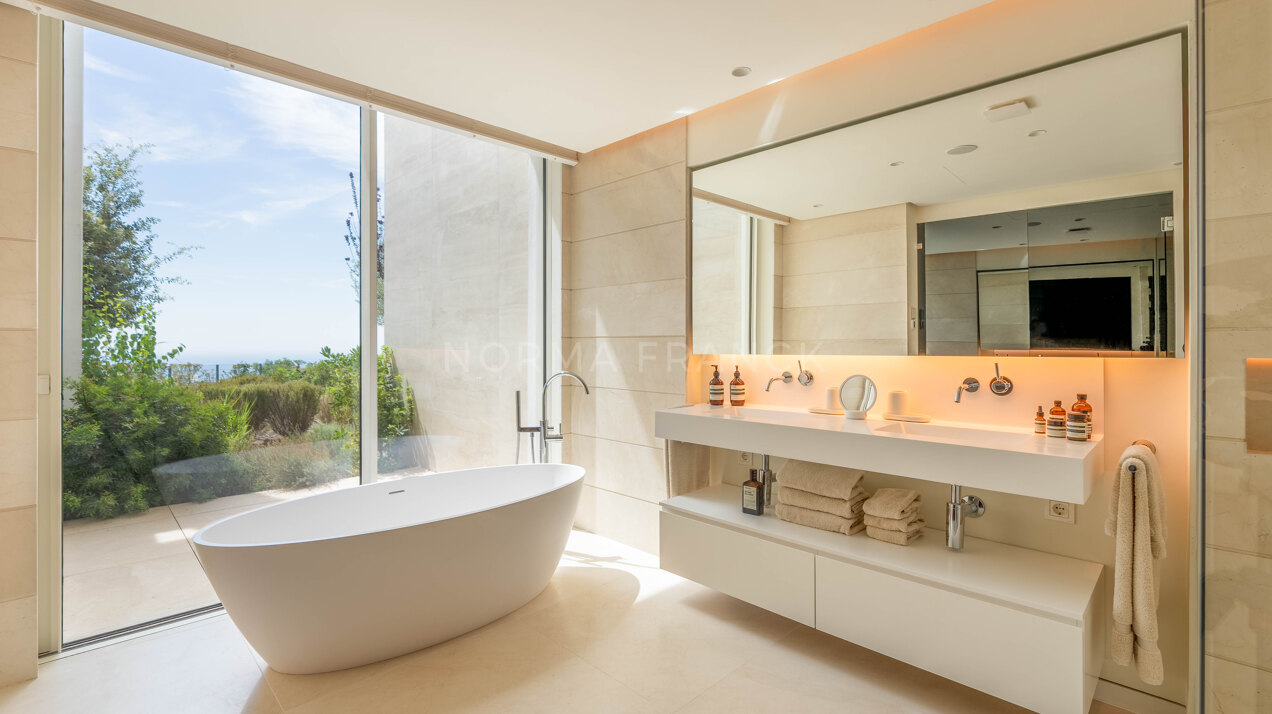 Palo Alto - Luxurious Ground floor apartment with sea views