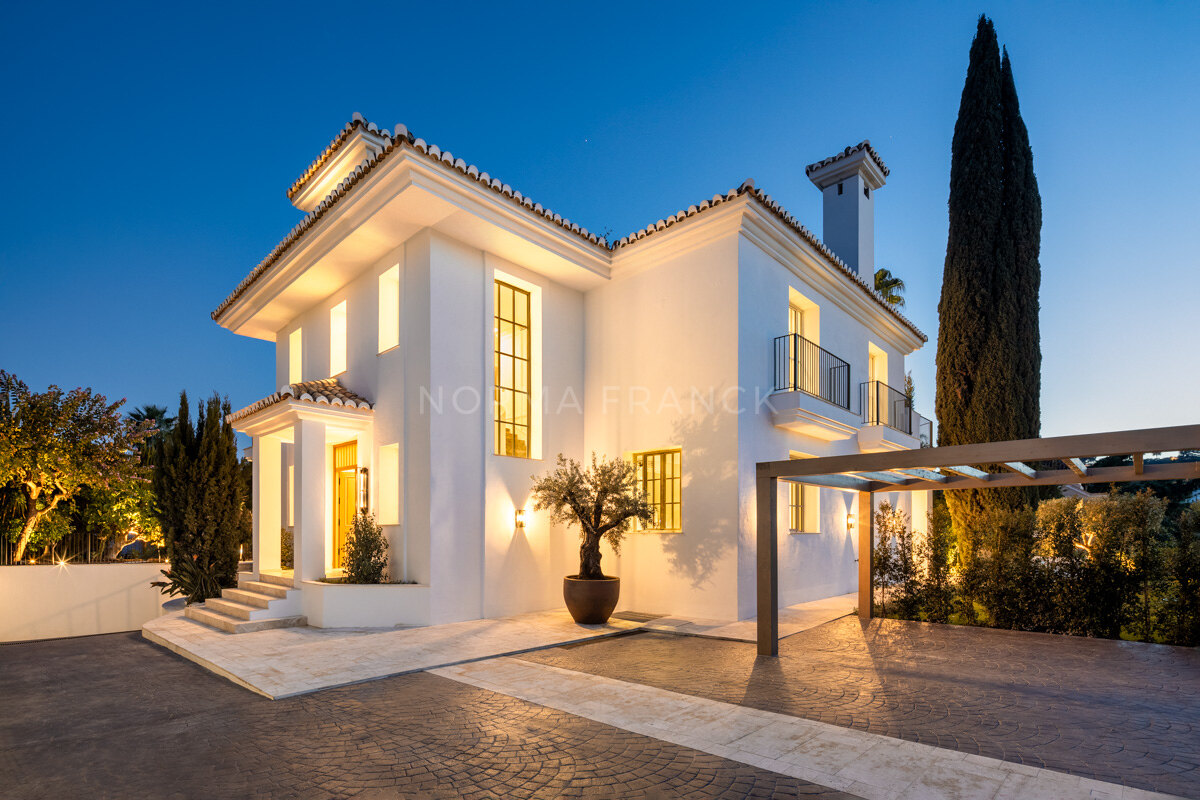 Villa Karina - Mediterranean style villa in the heart of Nueva Andalucía
