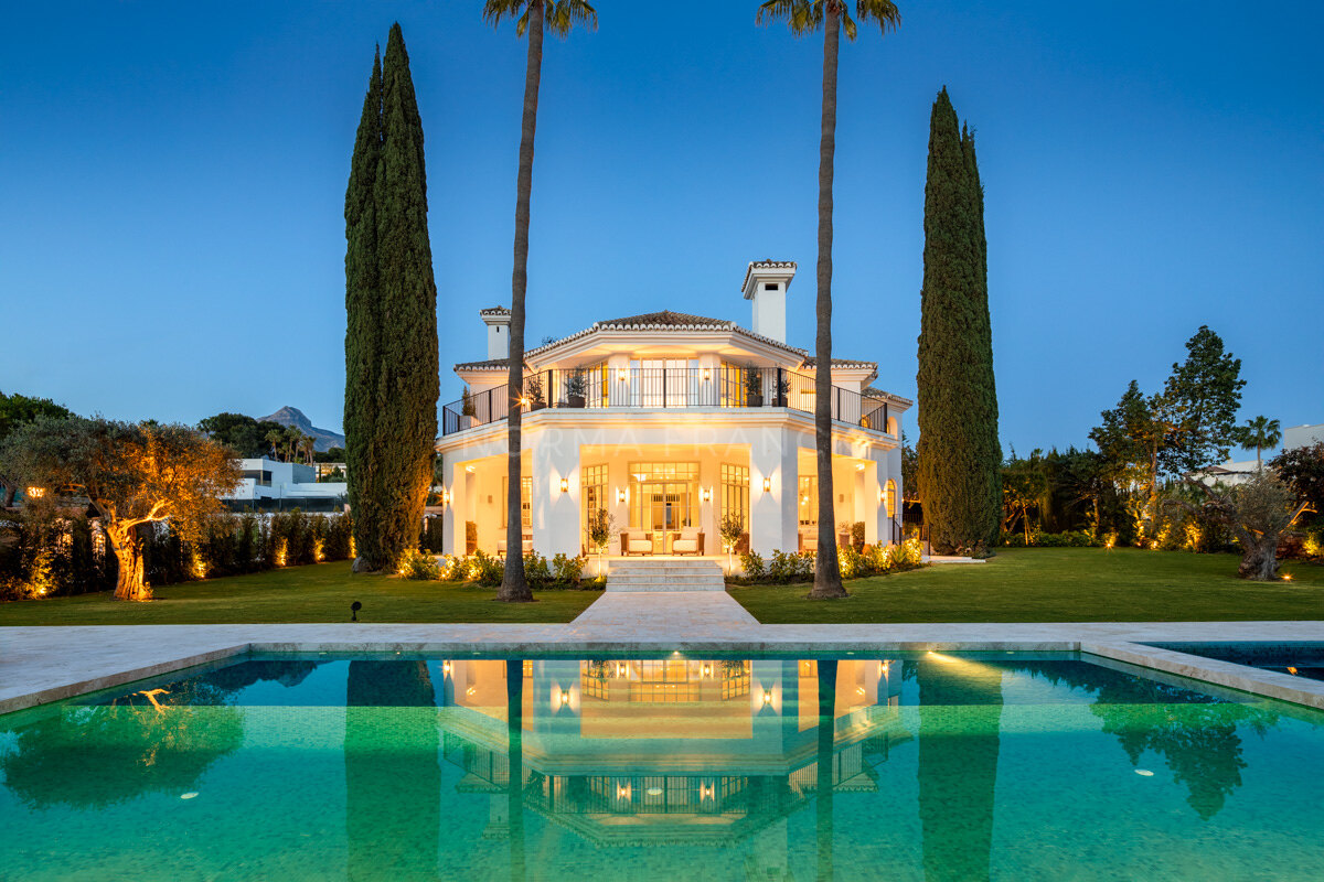 Villa Karina - Mediterranean style villa in the heart of Nueva Andalucía