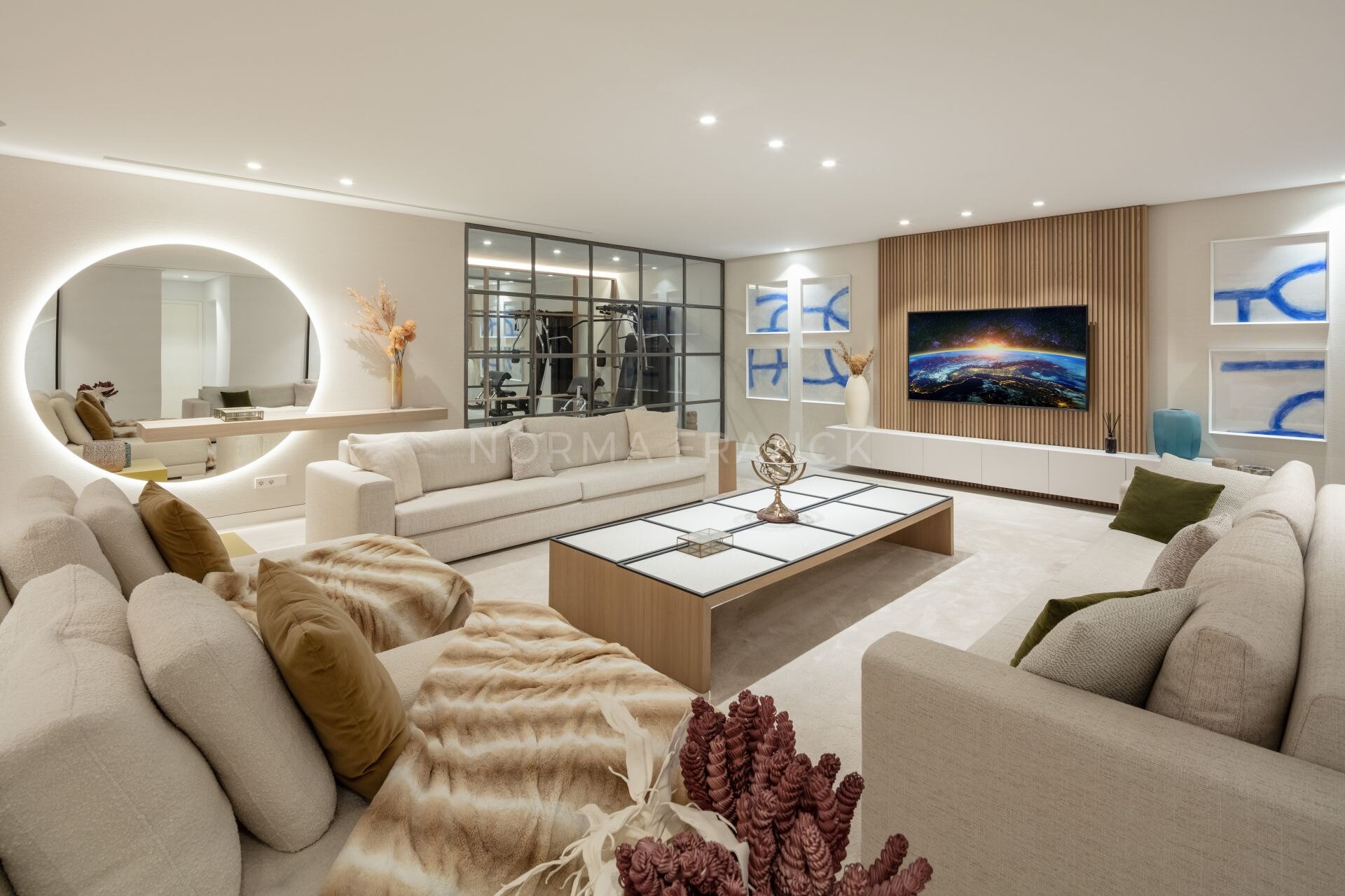 Villa Camellia - contemporary villa nestled in the prestigious Golf Valley of Nueva Andalucía