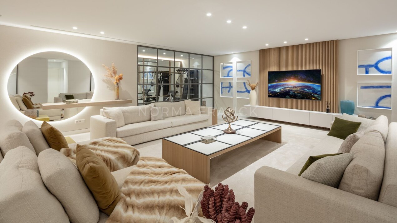 Villa Camellia - contemporary villa nestled in the prestigious Golf Valley of Nueva Andalucía