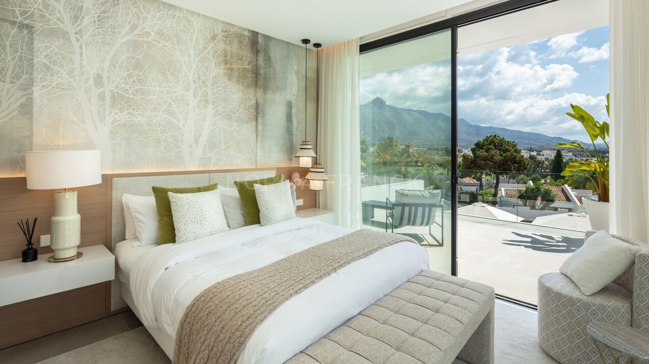Villa Camellia - contemporary villa nestled in the prestigious Golf Valley of Nueva Andalucía