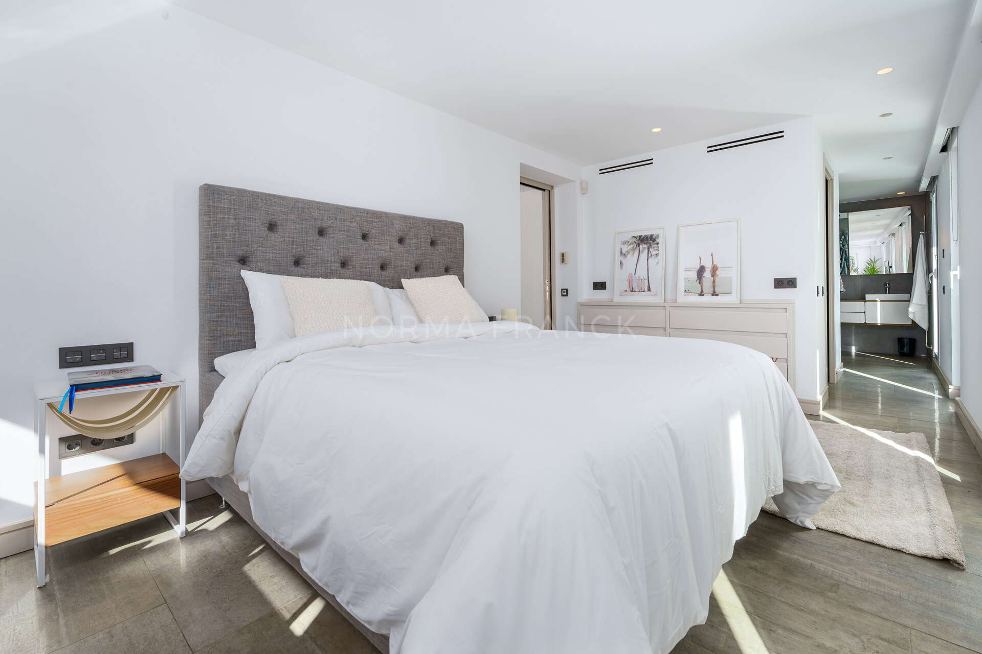 Casa Gina - Exquisite Contemporary villa in Nueva Andalucia