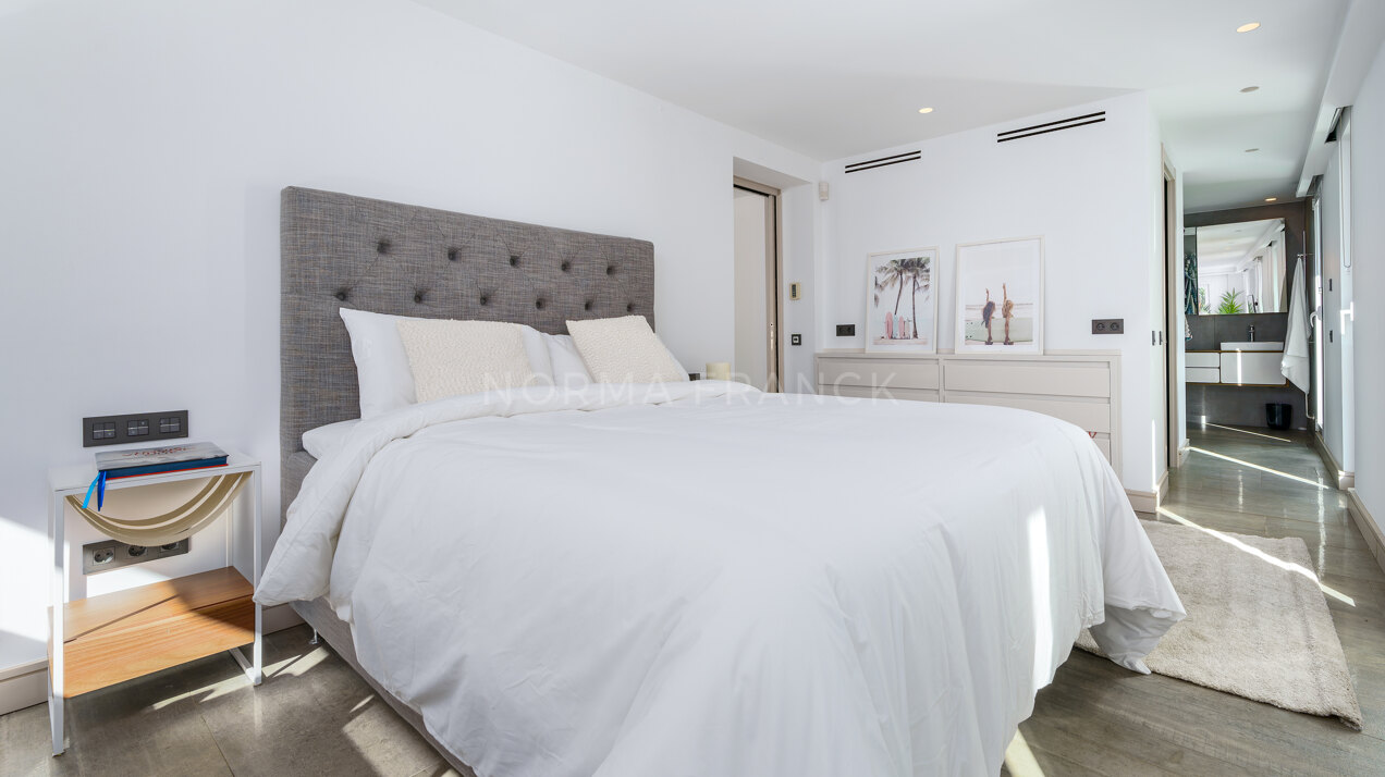 Casa Gina - Exquisite Contemporary villa in Nueva Andalucia