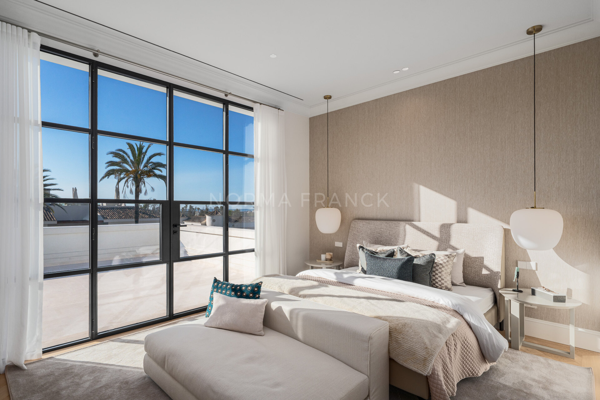 Villa Valora - A Masterpiece of Modern Elegance and Classical Charm in La Cerquilla