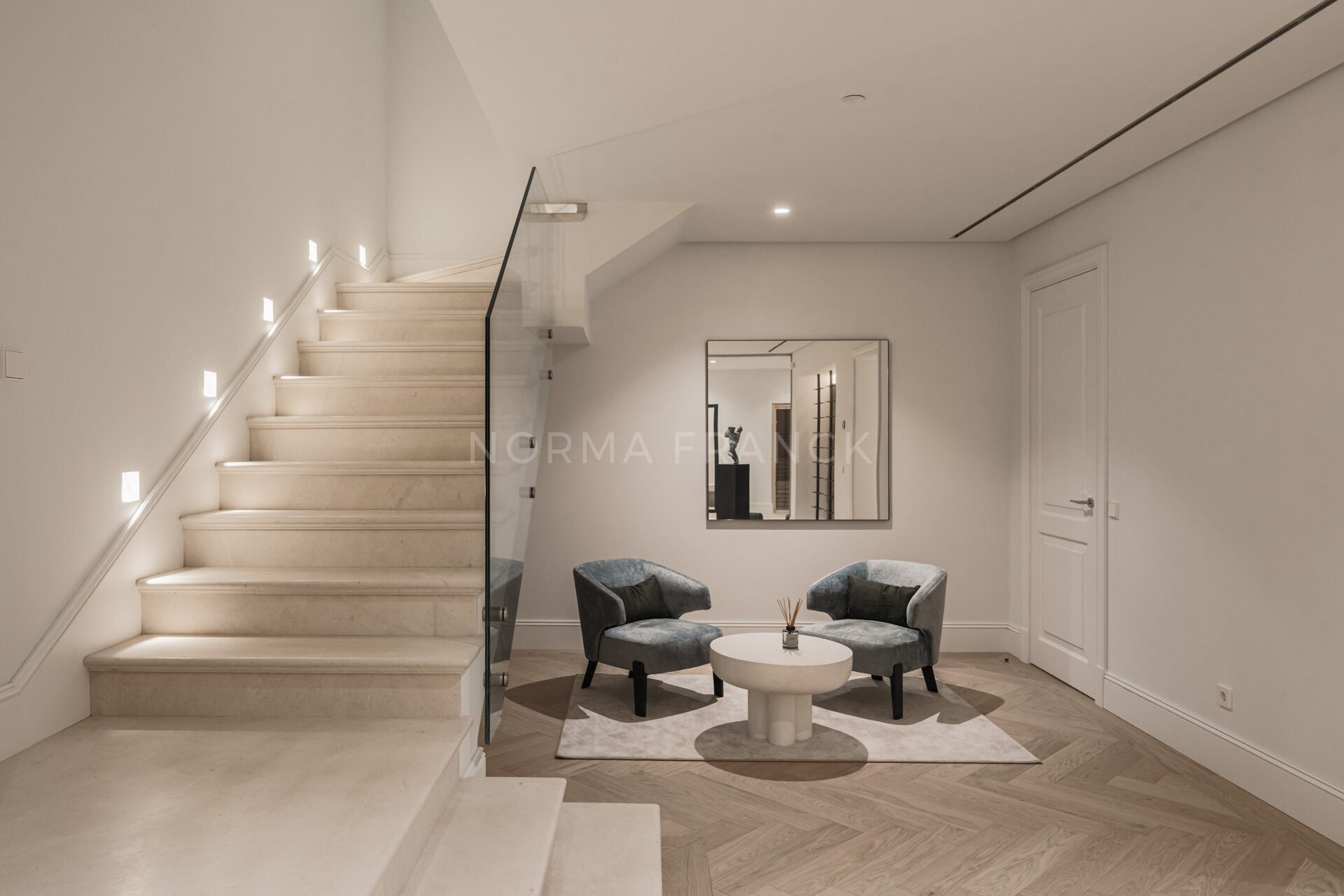 Villa Valora - A Masterpiece of Modern Elegance and Classical Charm in La Cerquilla