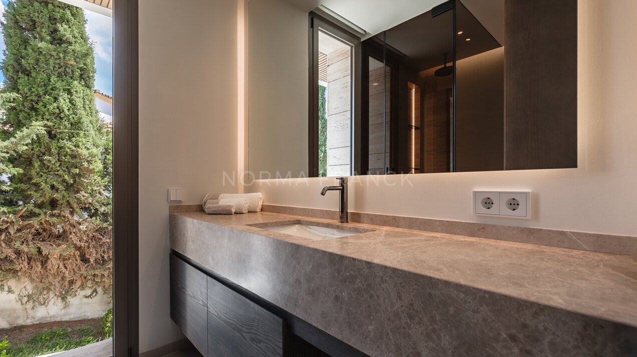 Casa Elemento - Stunning Contemporary villa in El Paraiso