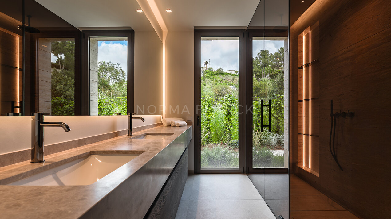 Casa Elemento - Stunning Contemporary villa in El Paraiso