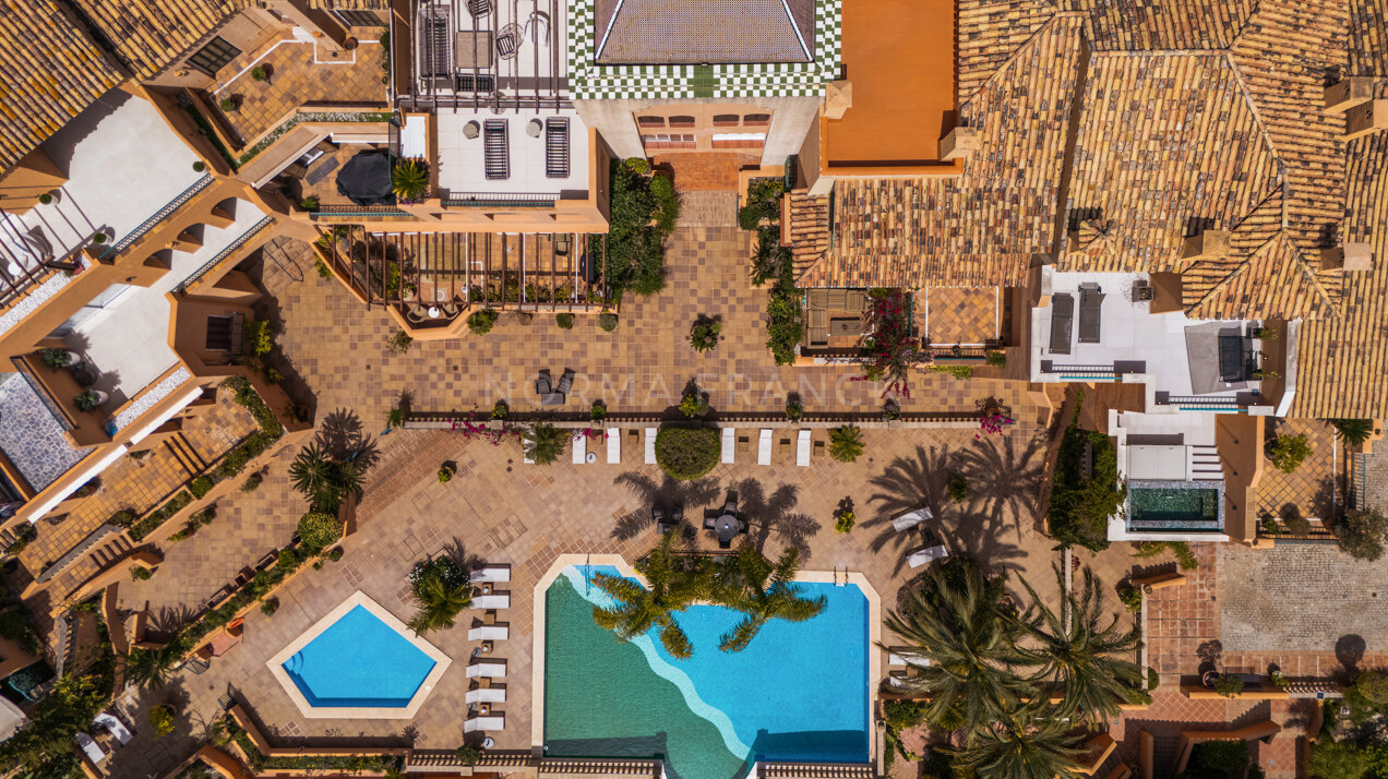 Les Belvederes A5 - Elegant Elevated Ground Floor apartment with Sea Views in Les Belvederes, La Cerquilla – Nueva Andalucía