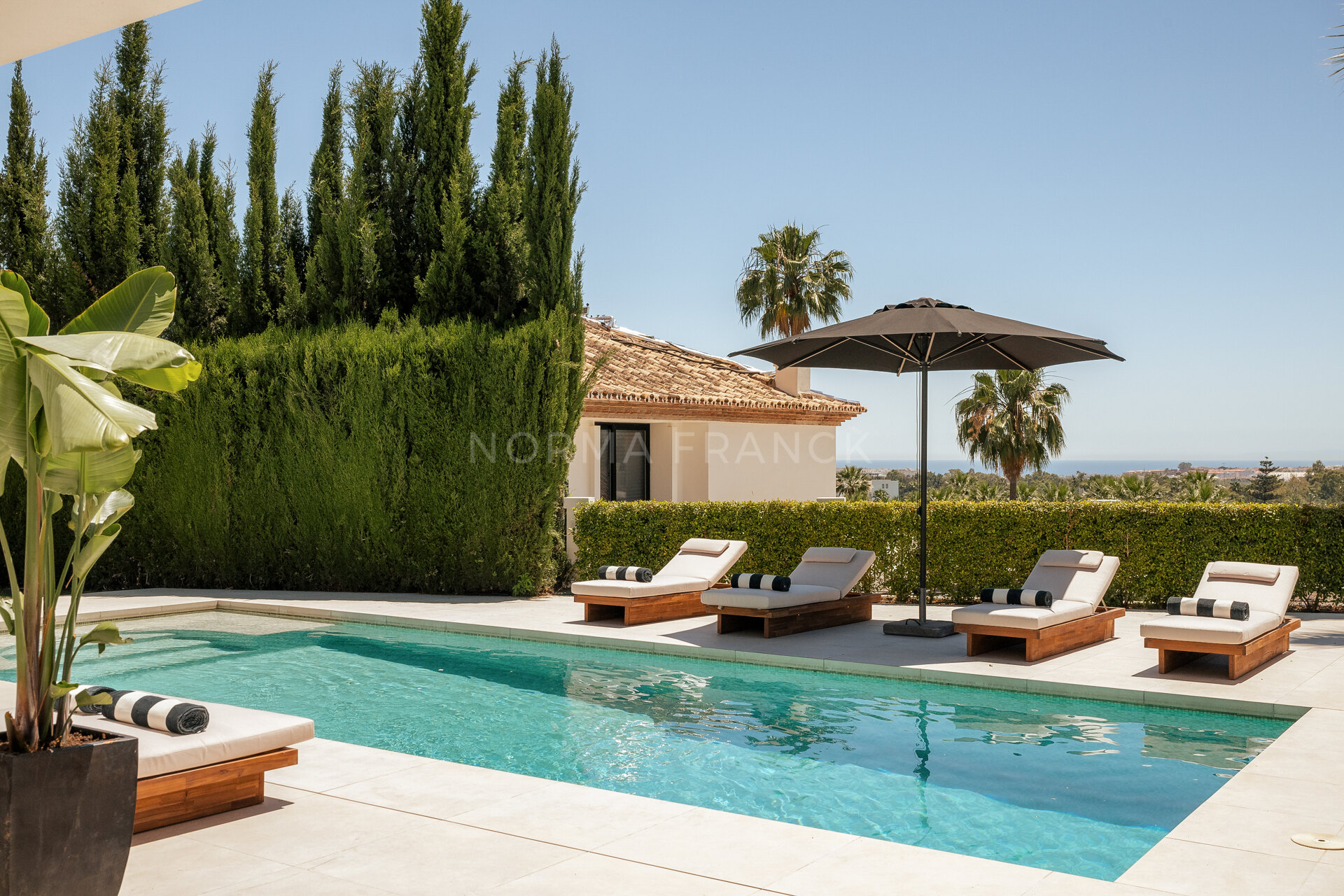 Villa Florence - Close to Los Naranjos Golf Club in Nueva Andalucía