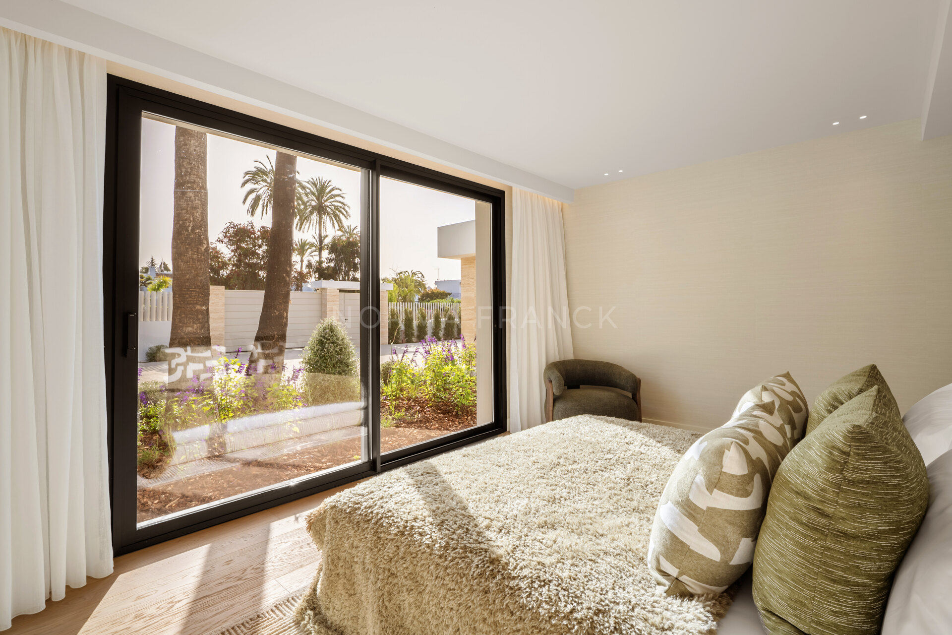 Modern Luxury Villa in Nueva Andalucía