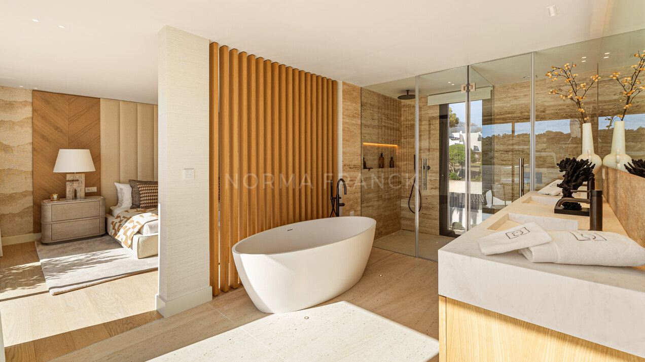 Modern Luxury Villa in Nueva Andalucía