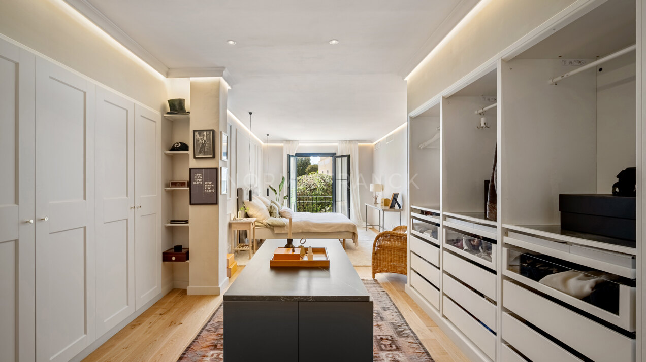 Beautiful townhouse in the Golden Mile with Sea views