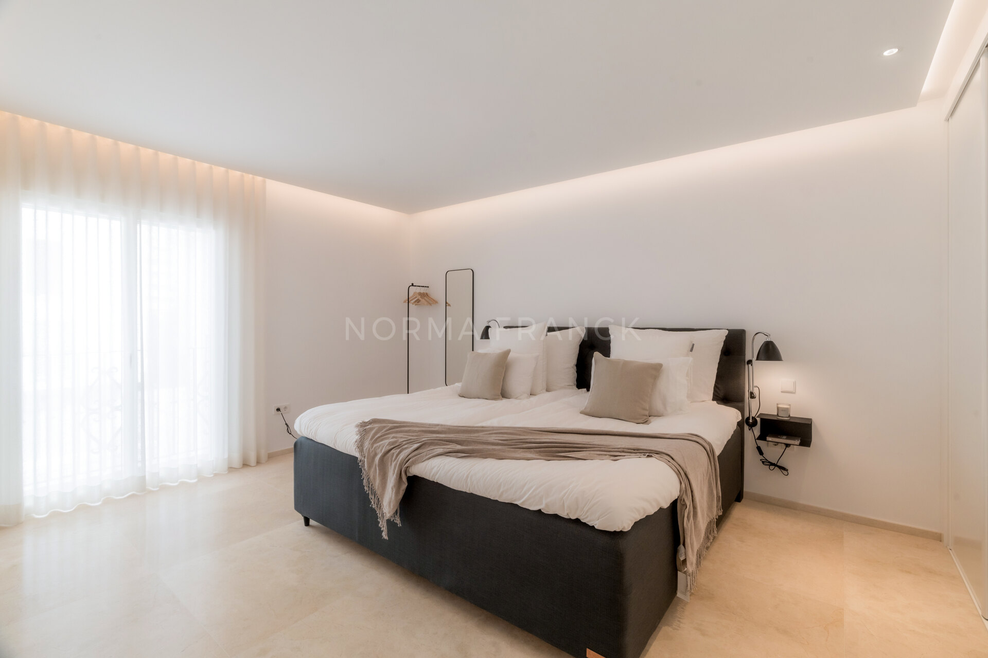 The Penthouse 302 - Beautiful Penthouse in Puerto Banus Marina