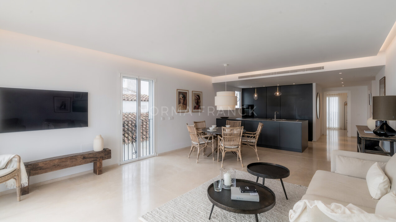 The Penthouse 302 - Beautiful Penthouse in Puerto Banus Marina