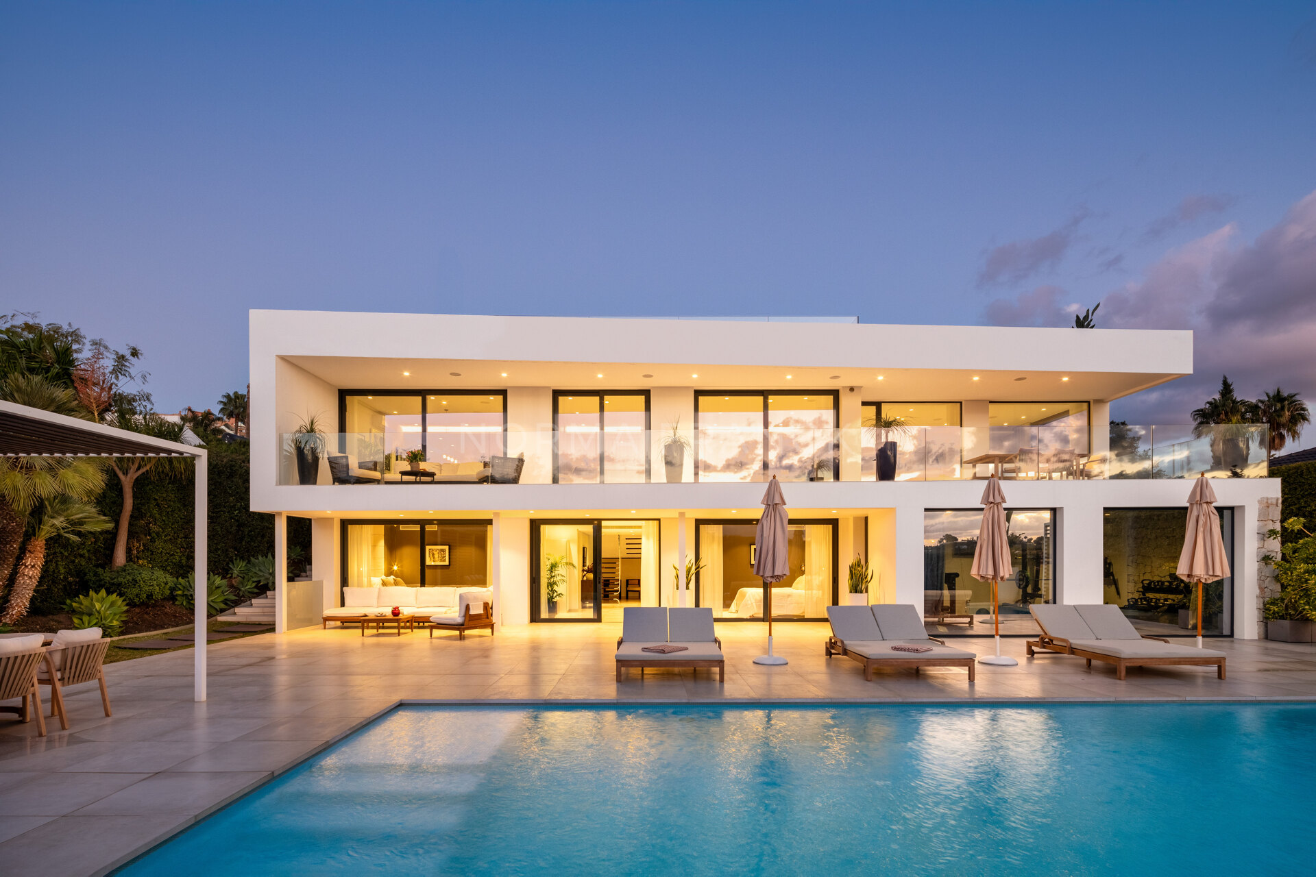 Orion 51 - Cutting edge golf villa in the prestigious area of Nueva Andalucía