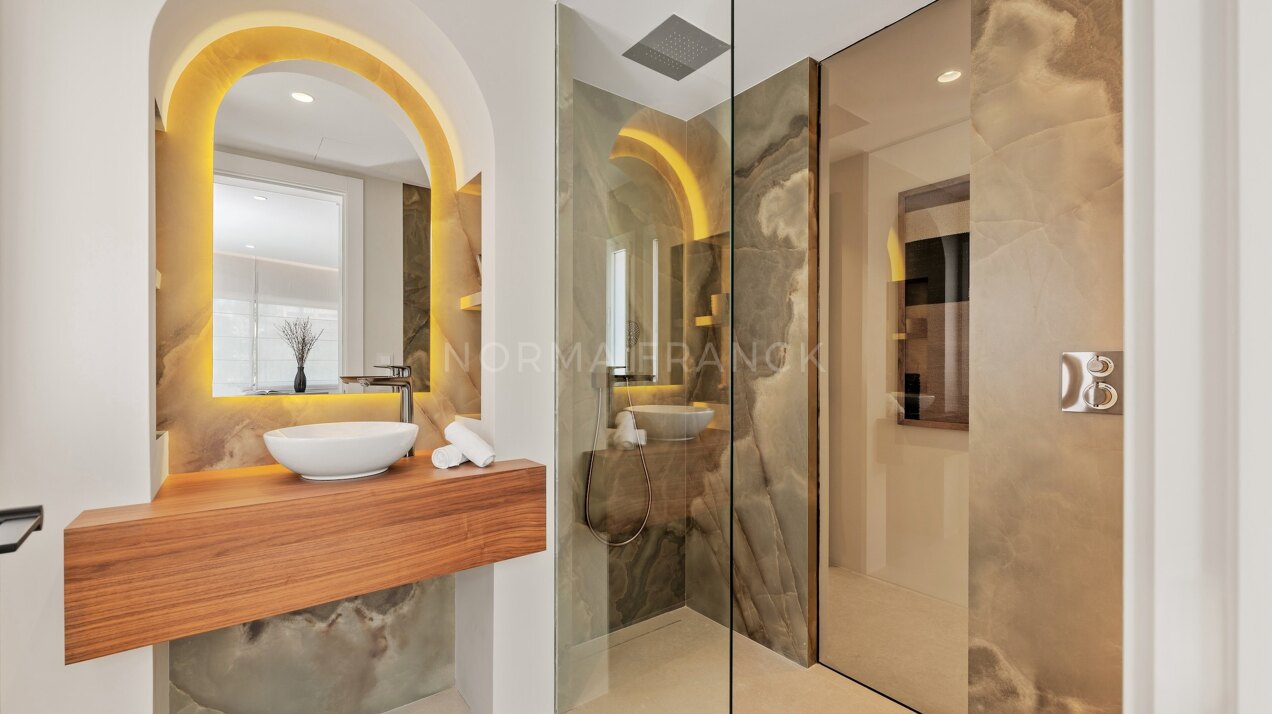 La Morena 521 - exceptional duplex penthouse, located in the heart of the prestigious "La Morera" urbanization