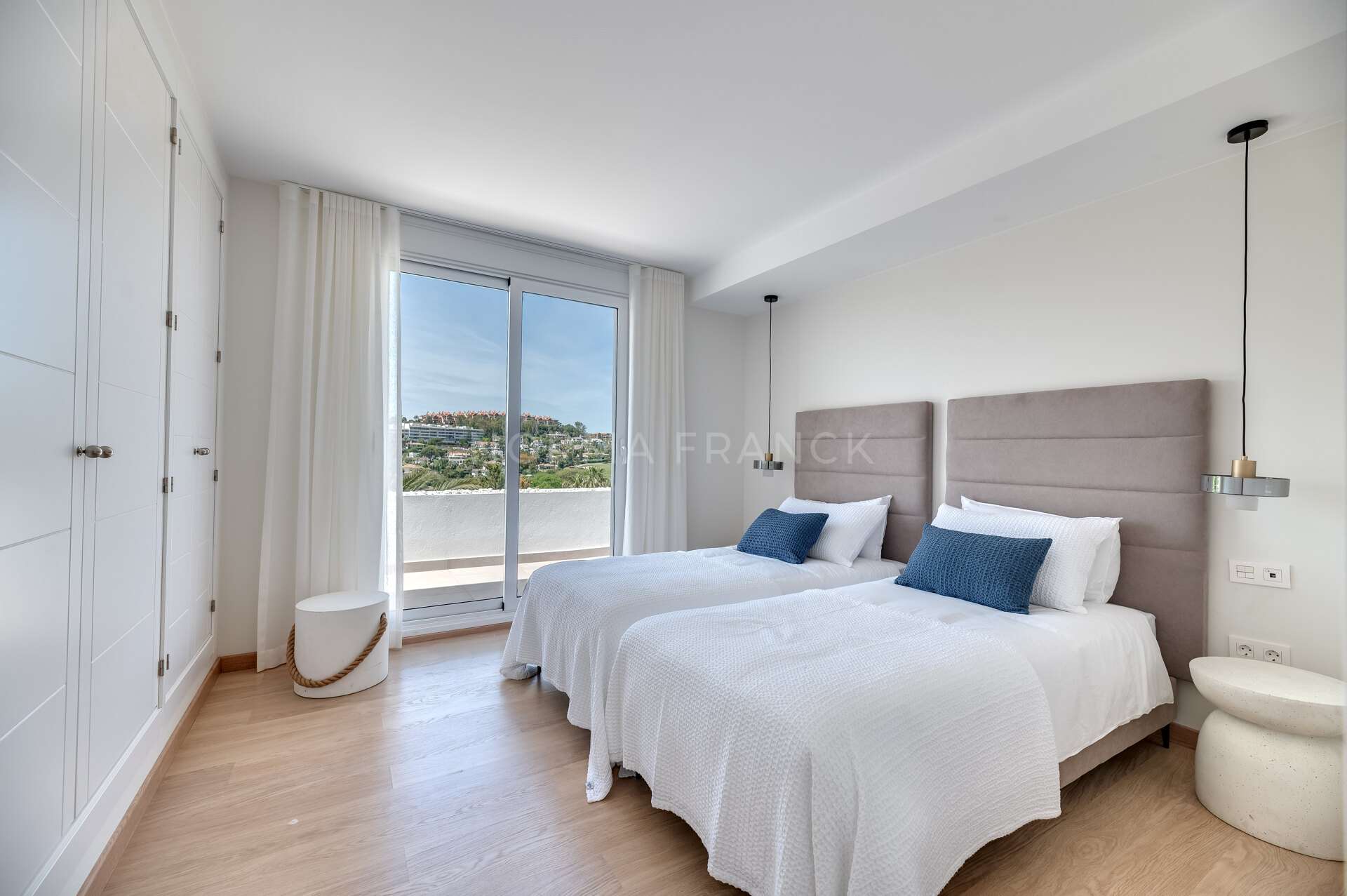 Brisa PH - Exquisitely refurbished penthouse with panoramic views