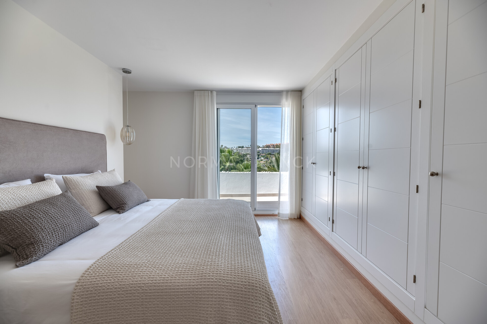 Brisa PH - Exquisitely refurbished penthouse with panoramic views