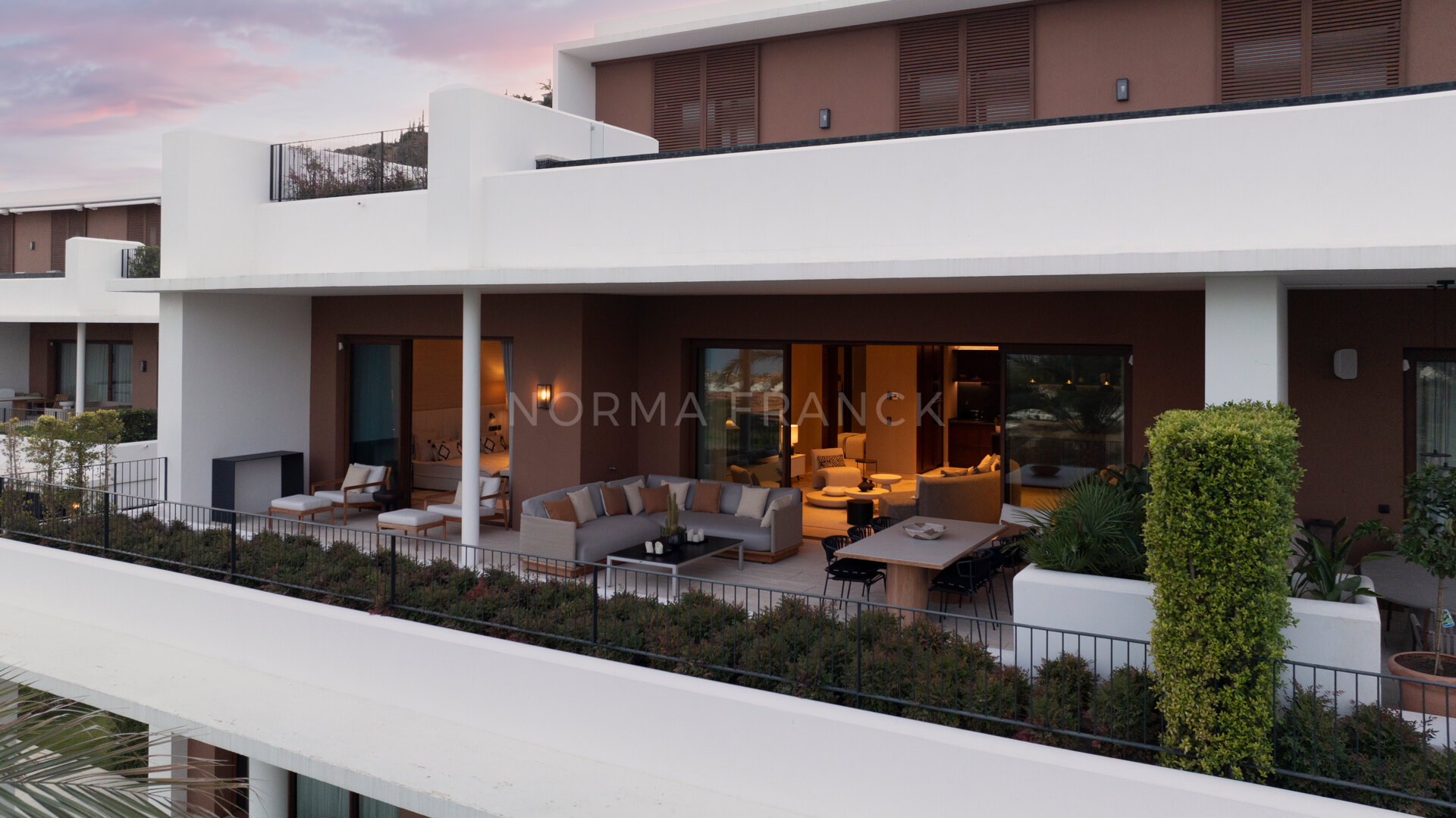 Albercas 5 - Frontline golf apartment with privacy, sea views, and a five-star resort lifestyle in Casares