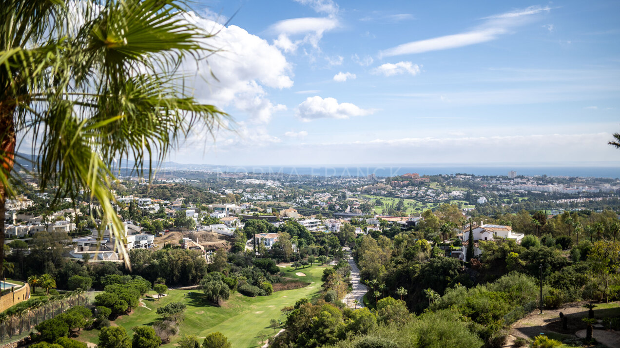 Buenavista PH - Stunning Penthouse with Panoramic Sea and Golf Views